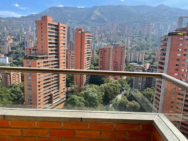 Medellin, gentrificação e bairros saturados