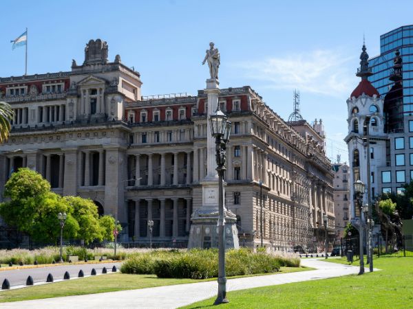 Hablá como un Porteño: 10 Expressões Indispensáveis para Brasileiros em Buenos Aires